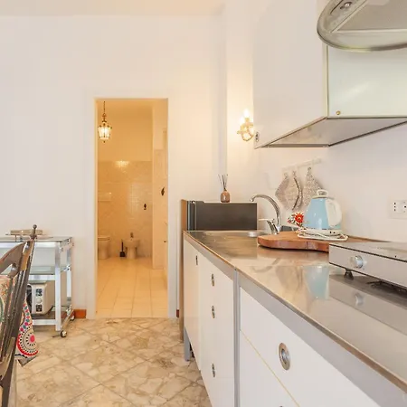 Golden And Silver By Wonderful Italy Apartamento