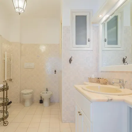 Golden And Silver By Wonderful Italy Lejlighed *