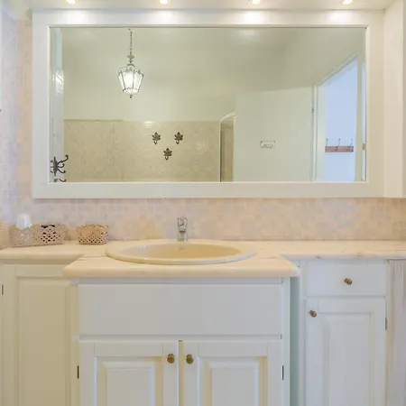 Golden And Silver By Wonderful Italy Apartamento Bari